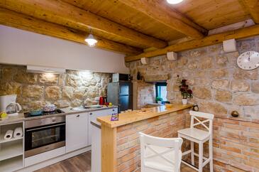 Family friendly house with a swimming pool Mihanići, Dubrovnik - 15367