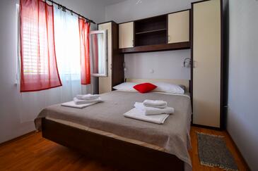 Apartments by the sea Sevid, Trogir - 15404