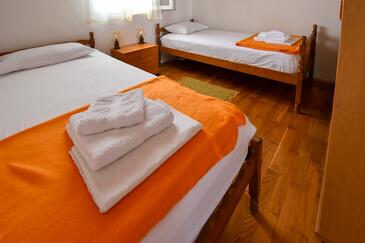 Apartmány u moře Sevid, Trogir - 15404