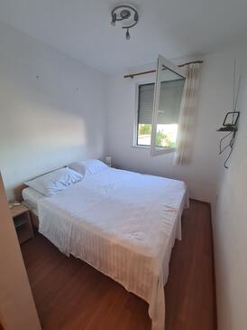 Apartmaji s parkingom Čižići, Krk - 15415