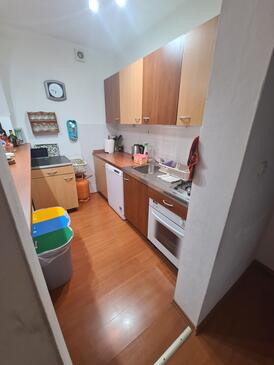 Apartmaji s parkingom Čižići, Krk - 15415