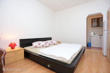 Apartmány s parkovištěm Dugi Rat, Omiš - 15417