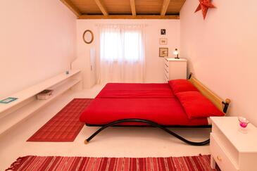 Nyaralóház a tenger mellett Pasman - 15437