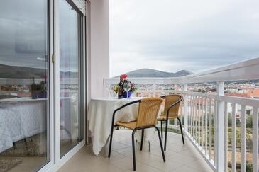 Apartmanok parkolóhellyel Trogir - 15440
