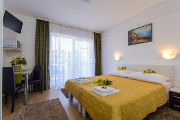 Apartmány s parkoviskom Trogir - 15440