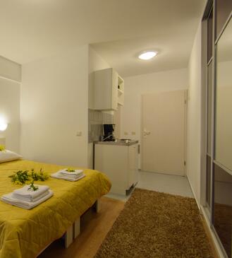 Apartmány s parkoviskom Trogir - 15440