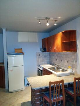 Appartamenti accanto al mare Maslinica, Solta - 15448