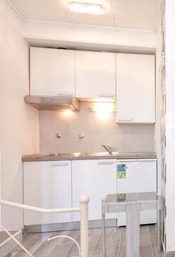 Studio with terrace Stari Grad, Central Dalmatia