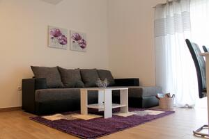 One bedroom apartment Podaca One bedroom apartment Podaca, Makarska (A-15475-a)
