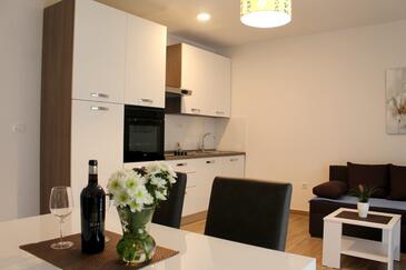 Apartmani s parkingom Podaca, Makarska - 15475