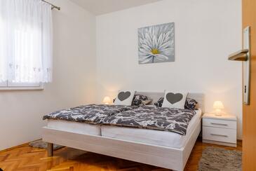 Ferienwohnungen mit Parkplatz Kastel Kambelovac, Kastela - 15480