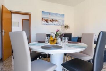 Apartmány s parkovištěm Kaštel Kambelovac, Kaštela - 15480