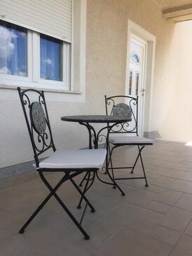 Trojizbový apartmán Kaštel Kambelovac, Kaštela (A-15480-a(