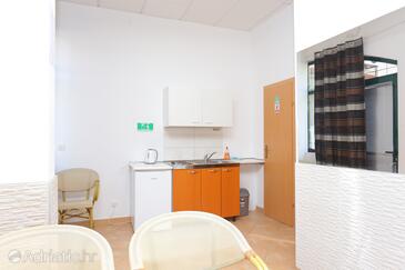 Apartmanok a tenger mellett Dugi Rat, Omis - 15516