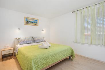 Apartments with terrace Trogir, Central Dalmatia