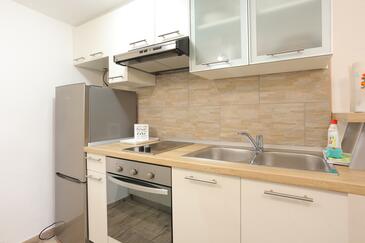 Apartments with terrace Trogir, Central Dalmatia