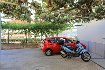 Apartments with terrace Trogir, Central Dalmatia