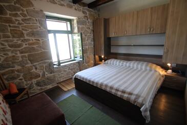 Ferienwohnungen mit Pool für Familien Kampor, Rab - 15518