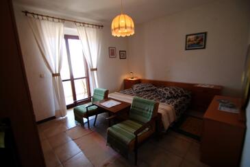 Appartements avec piscine pour les familles avec enfants Kampor, Rab - 15518