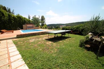 Appartamenti con piscina per famiglie Kampor, Arbe - Rab - 15518