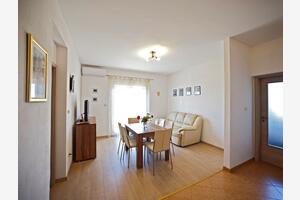 Two bedroom apartment Gornje selo Two bedroom apartment Gornje selo, Šolta (A-15545-a)