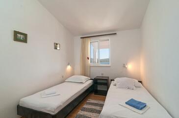 Apartments by the sea Rogoznica - 15551