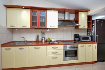 Holiday house with a swimming pool Pozorac, Trogir - 15565