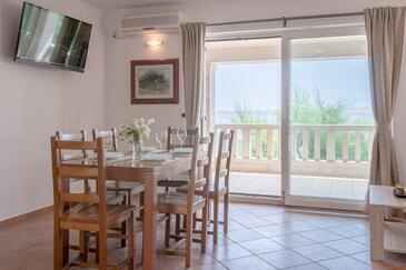Apartments by the sea Barić Draga, Karlobag - 15583