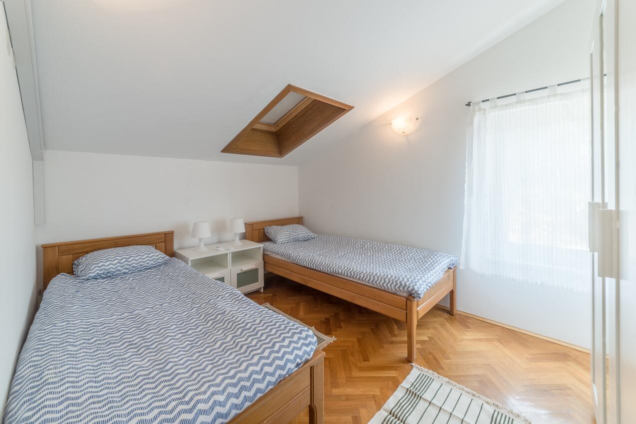 Apartmani uz more Barić Draga, Karlobag - 15583