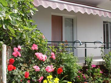 Apartments with parking space Gradac, Makarska - 15585