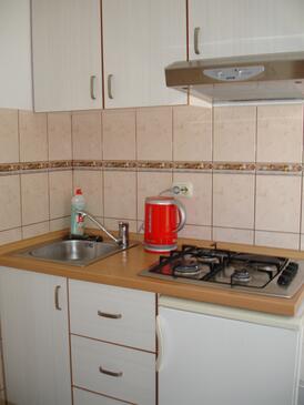 Apartments with parking space Gradac, Makarska - 15585