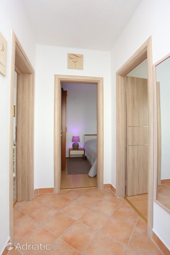 A-15595-a - Private accommodation - Apartments by the sea Arbanija, Čiovo