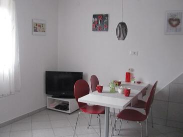 Apartments with parking space Supetarska Draga - Donja, Rab - 15602
