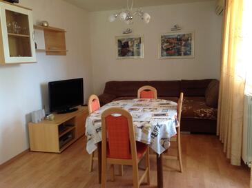 Apartments with parking space Risika, Krk - 15609