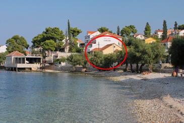 Alloggio Sutivan, Brač, Alloggio 15617 - Appartamenti affitto vicino al mare con la spiaggia ghiaiosa.