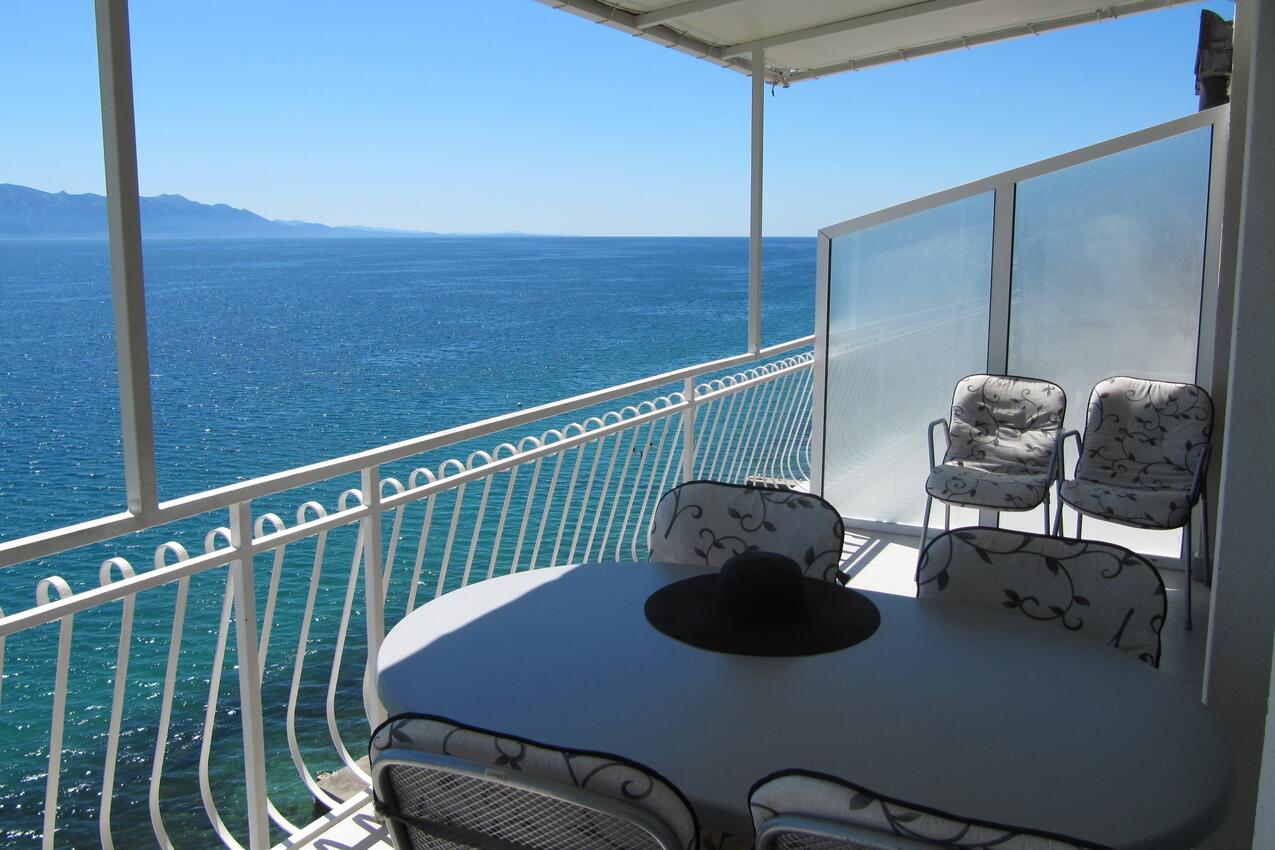 Ferienwohnungen und Zimmer mit Pool Brist, Makarska - 15620