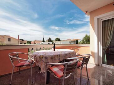 Tweekamerappartement Srima - Vodice, Vodice (A-15621-d(