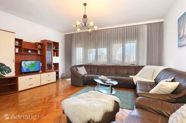 Ferienwohnungen mit Parkplatz Kastel Stafilic, Kastela - 15675