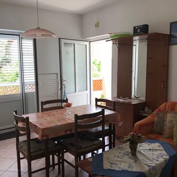 Apartments by the sea Banjol, Rab - 15679