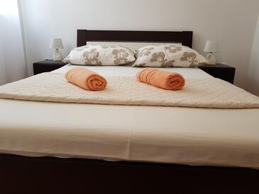 Apartmány s parkovištěm Kaštel Gomilica, Kaštela - 15696