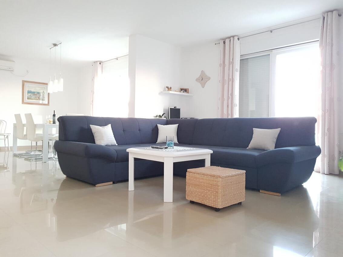 Ferienwohnungen mit Parkplatz Kastel Gomilica, Kastela - 15696