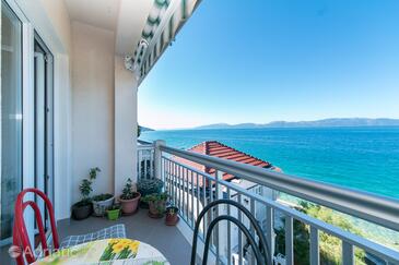 Apartments by the sea Brist, Makarska - 15714