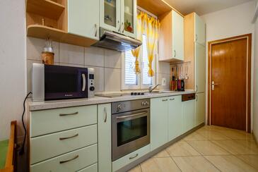 Apartmány s parkovištěm Nemira, Omiš - 15727