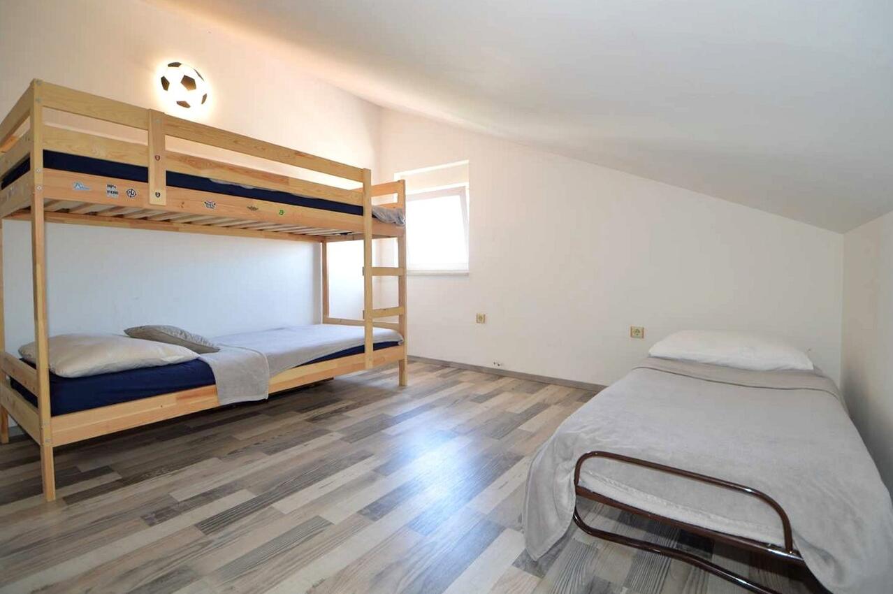 Apartments for families with children Pakoštane, Biograd - 15729