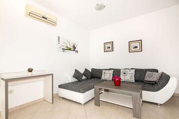 Rodinné apartmány s bazénem Vinkuran, Pula - 15736