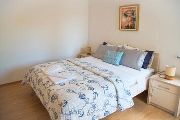 Appartamenti con piscina per famiglie Vinkuran, Pola - Pula - 15736