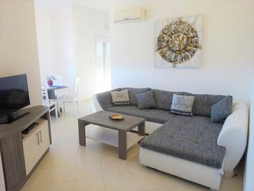 Rodinné apartmány s bazénem Vinkuran, Pula - 15736