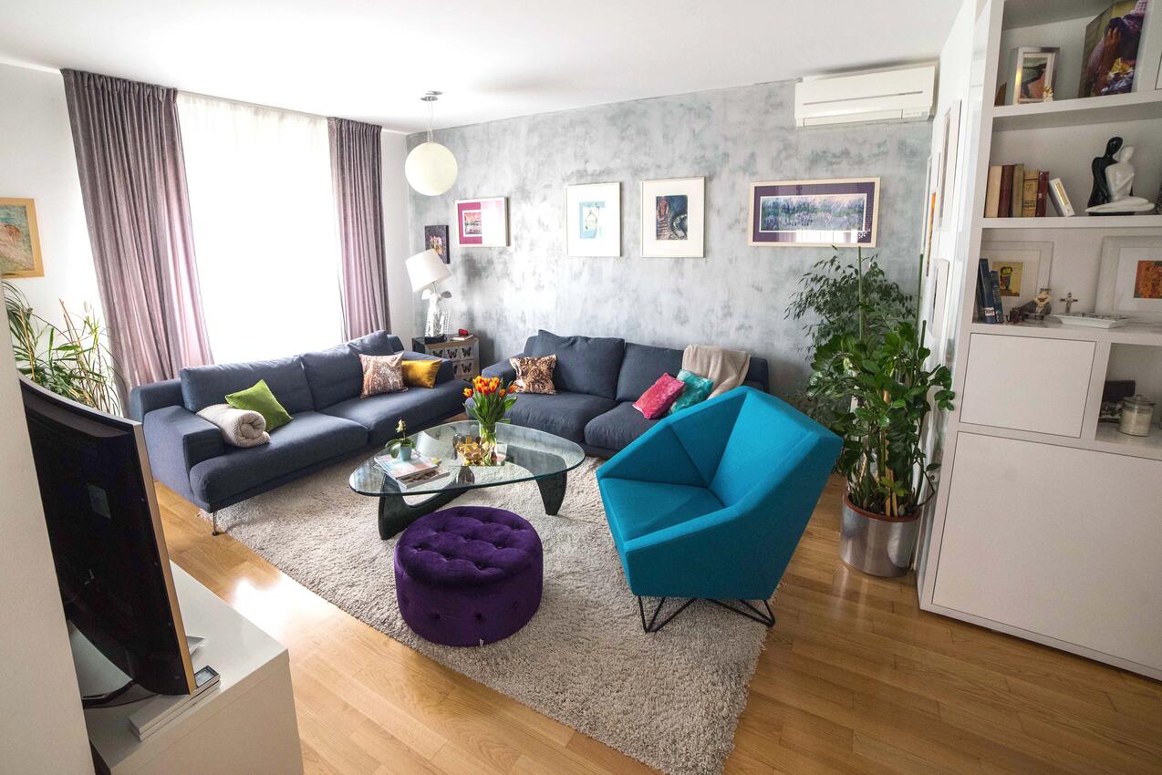 Apartments with parking space Split - 15769