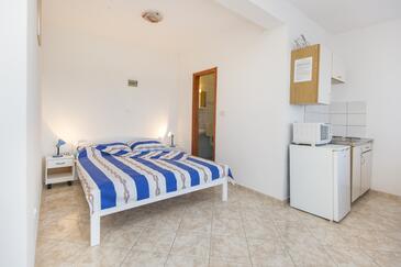 Family-friendly apartments with swimming pool Plomin, Labin - 15801