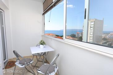 Apartments with parking space Makarska - 15841